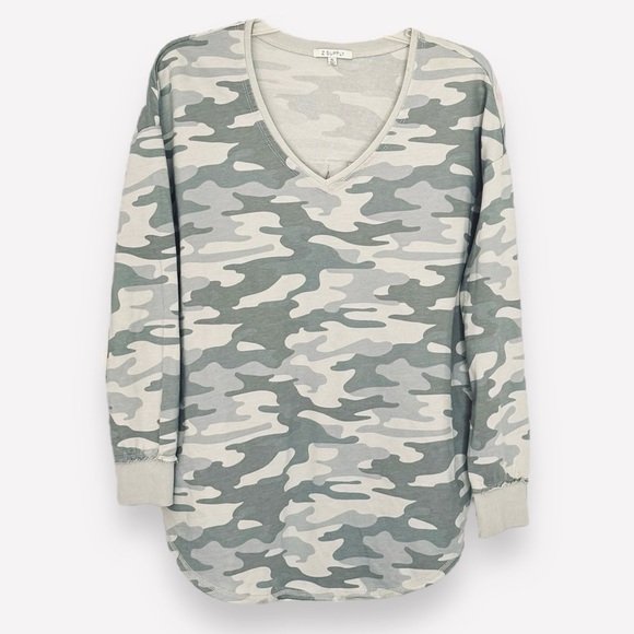 Z SUPPLY Size XS Baby French Terry Gray Camo V-Neck Weekender - Picture 2 of 7